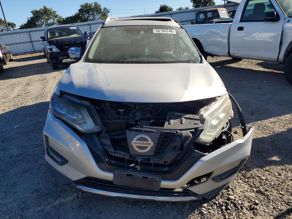 2017 NISSAN ROGUE SL 5