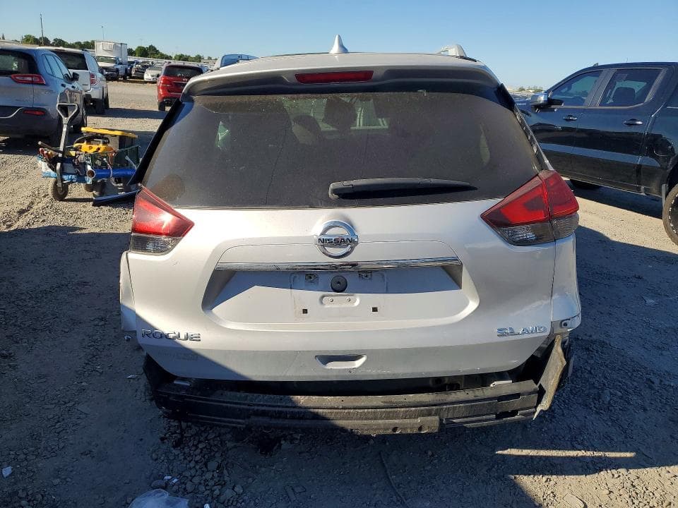 2017 NISSAN ROGUE SL 6
