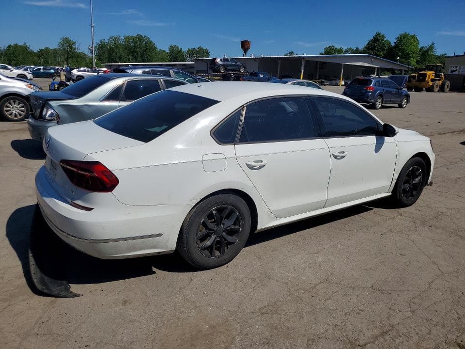 2018 VOLKSWAGEN PASSAT S S 4