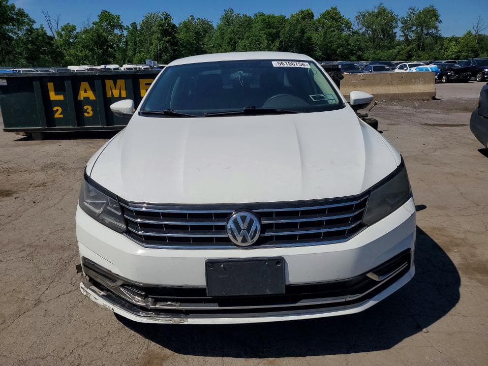 2018 VOLKSWAGEN PASSAT S S 6