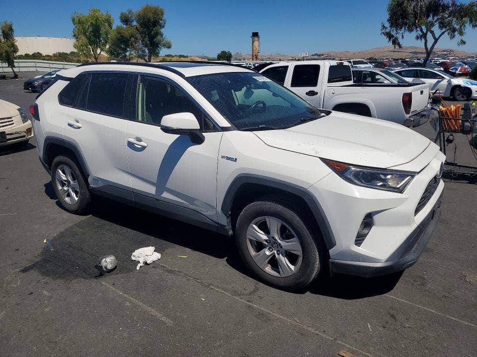 2019 TOYOTA RAV4 HYBRID XLE 4