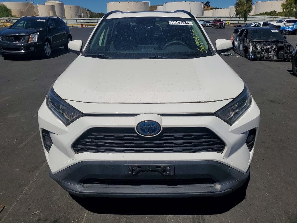 2019 TOYOTA RAV4 HYBRID XLE 5