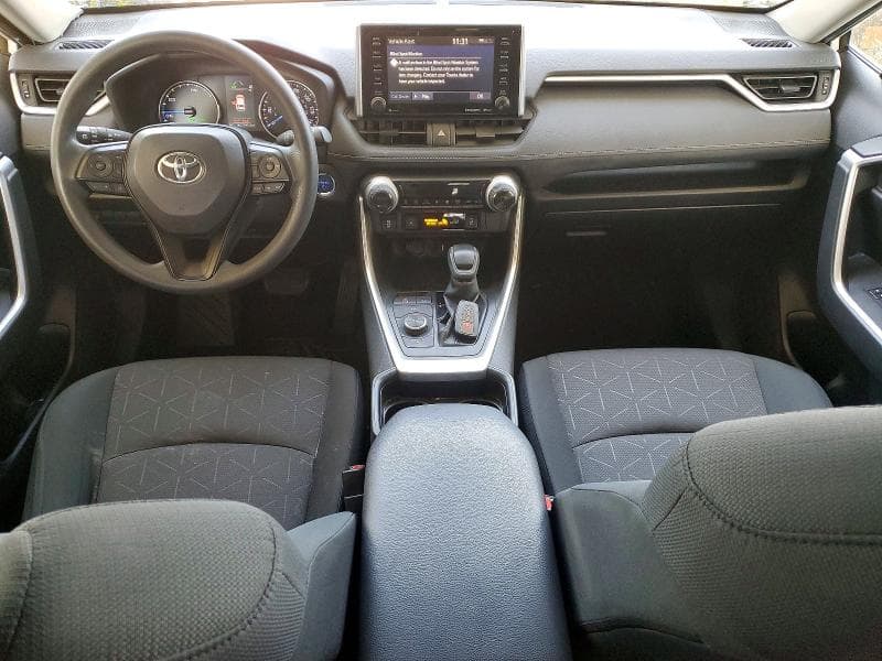 2019 TOYOTA RAV4 HYBRID XLE 8