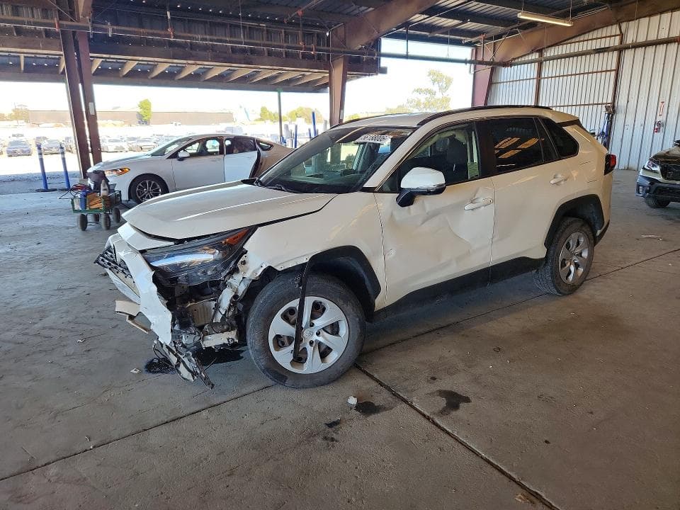 2020 TOYOTA RAV4 LE - 1