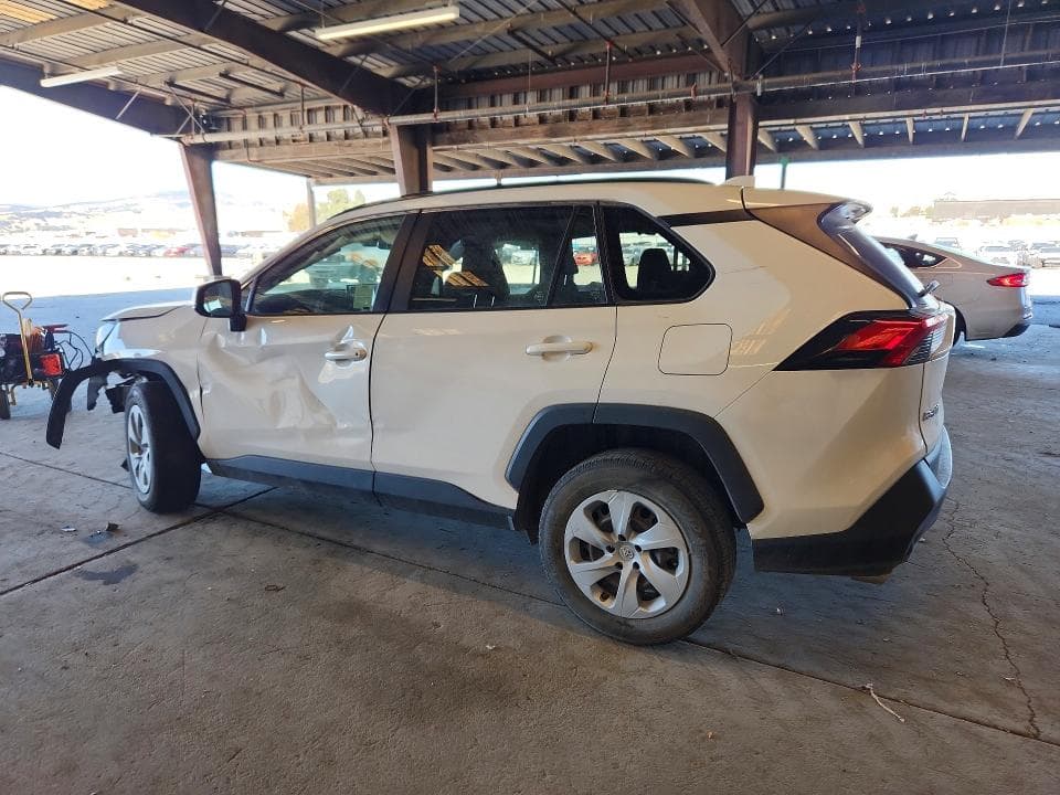 2020 TOYOTA RAV4 LE 2