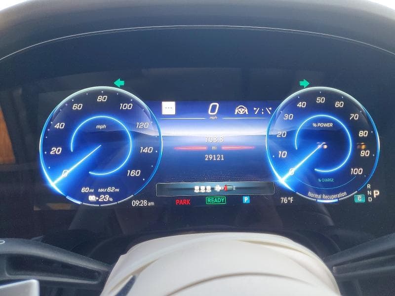 2023 MERCEDES-BENZ EQS SUV 580 4MATIC 9