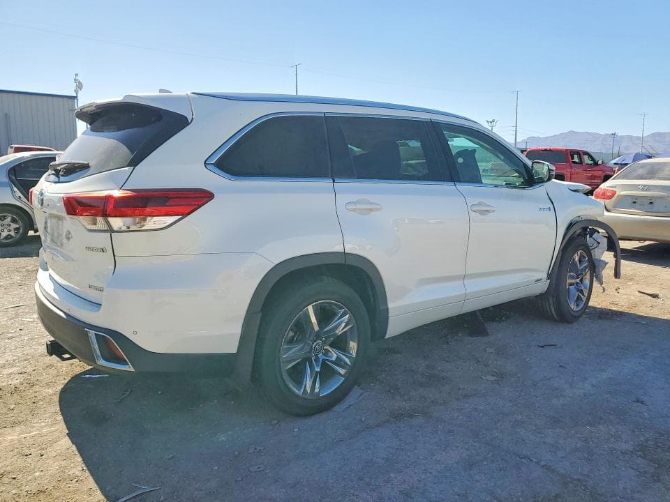 2019 TOYOTA HIGHLANDER HYBRID LIMITED PLATINUM 3