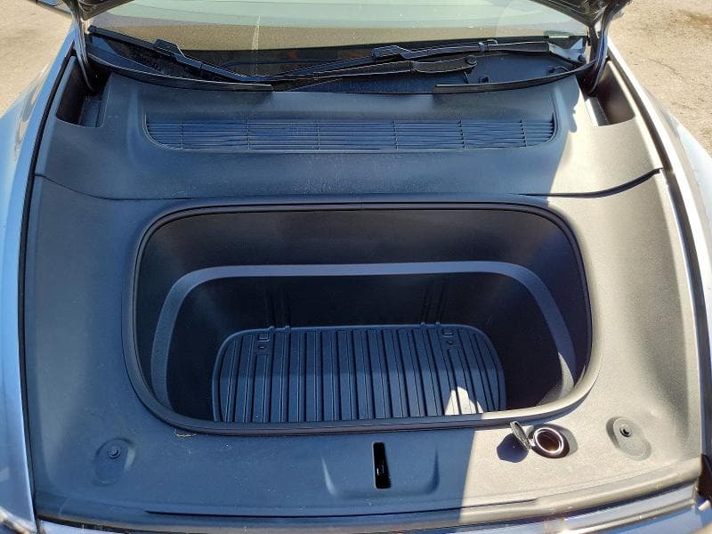2026 TESLA MODEL Y 11