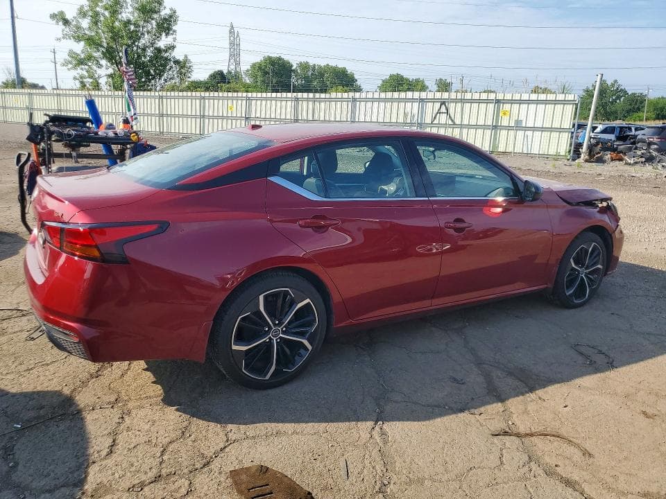 2024 NISSAN ALTIMA SR 3