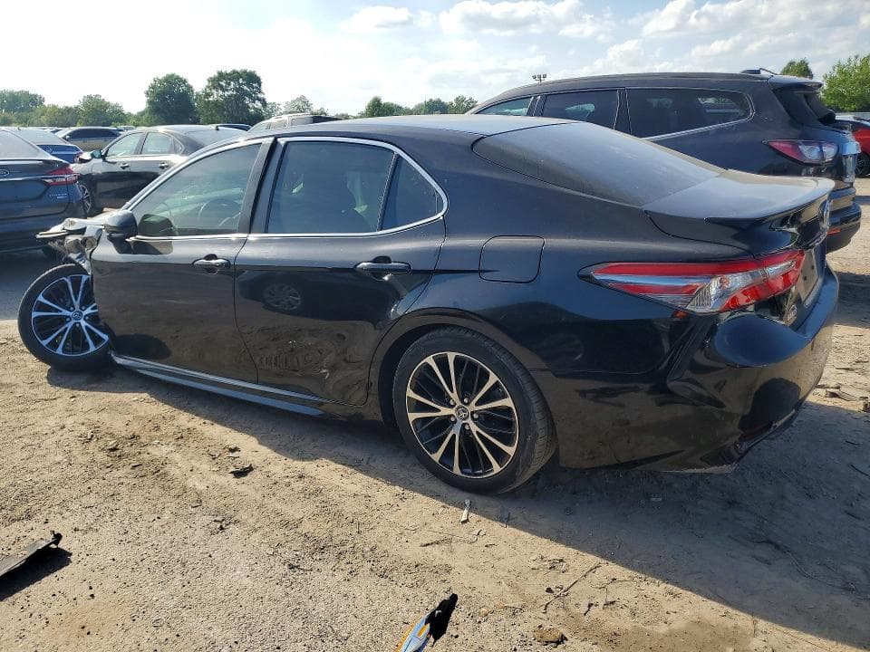2018 TOYOTA CAMRY SE SE 2
