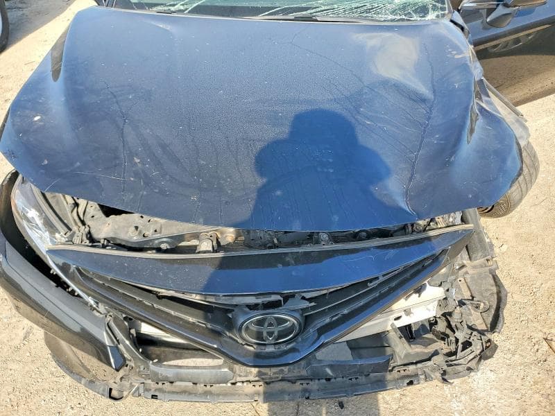2018 TOYOTA CAMRY SE SE 11