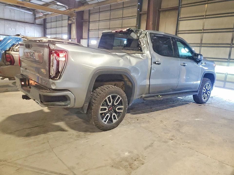 2025 GMC SIERRA K1500 AT4 3