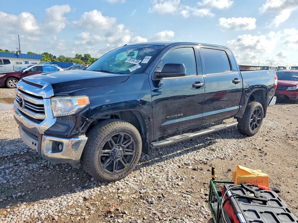 2017 TOYOTA TUNDRA CREWMAX SR5