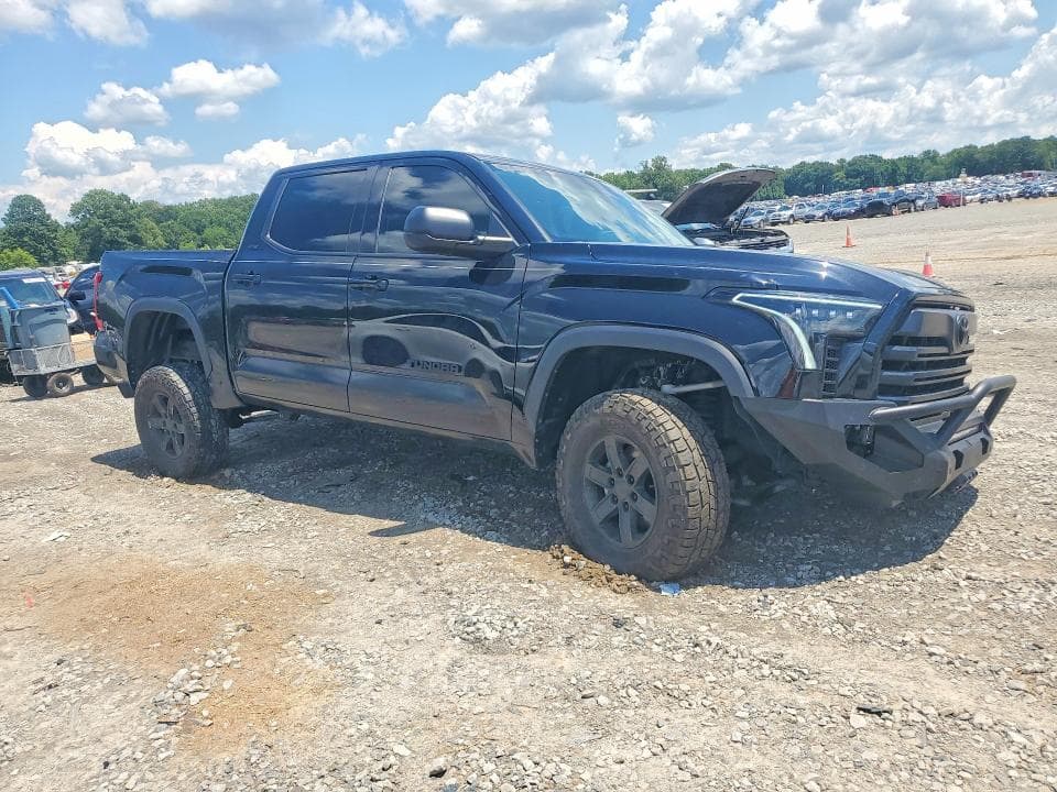 2022 TOYOTA TUNDRA SR5 4