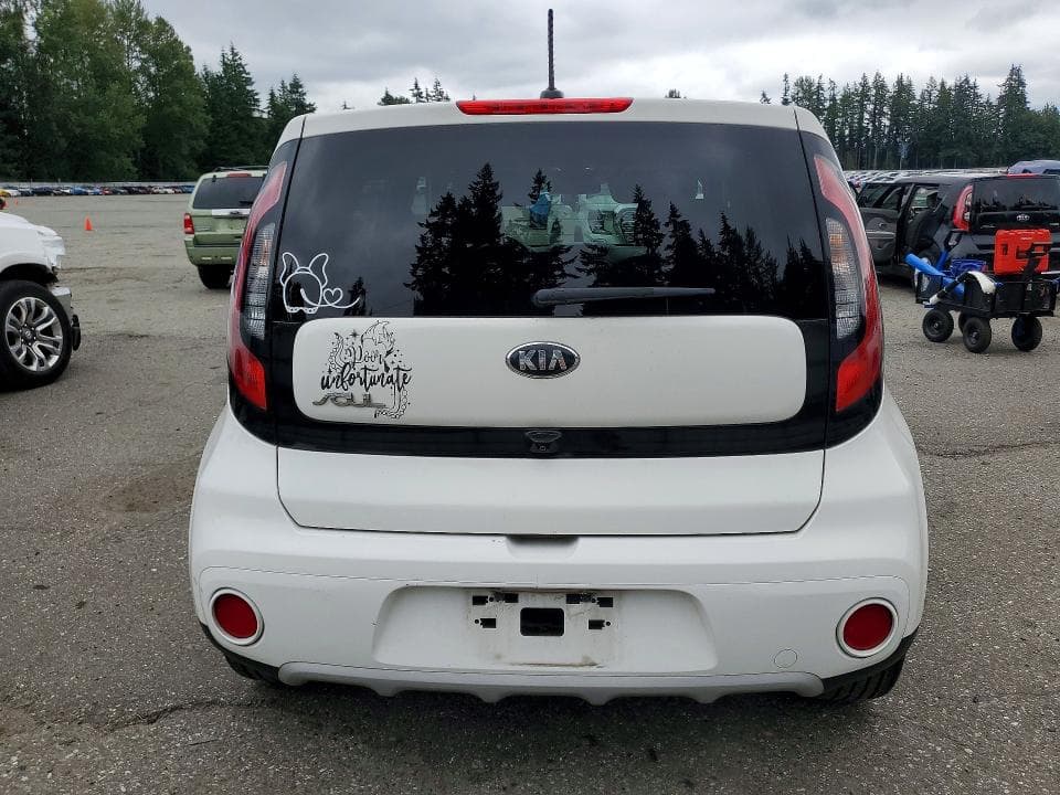 2019 KIA SOUL + 6