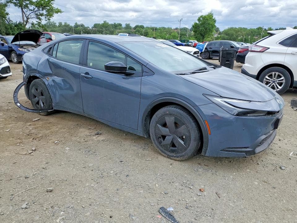 2025 TOYOTA PRIUS LE LE 5