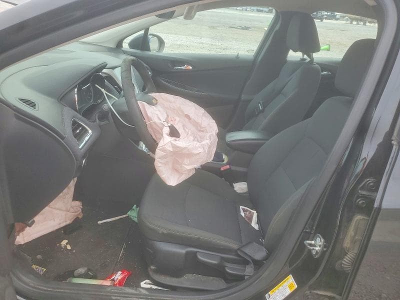 2018 CHEVROLET CRUZ 7