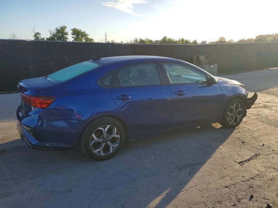 2021 KIA FORTE LXS 3
