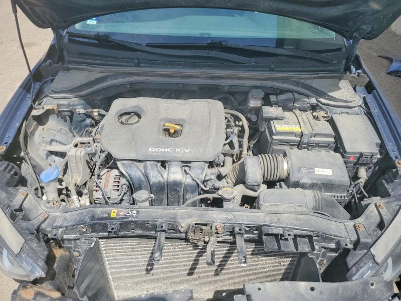 2017 HYUNDAI ELANTRA SE SE 11