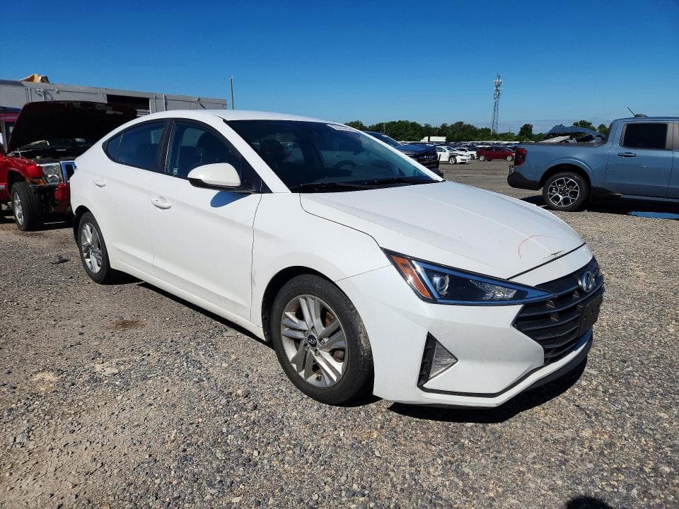 2020 HYUNDAI ELANTRA SEL 4