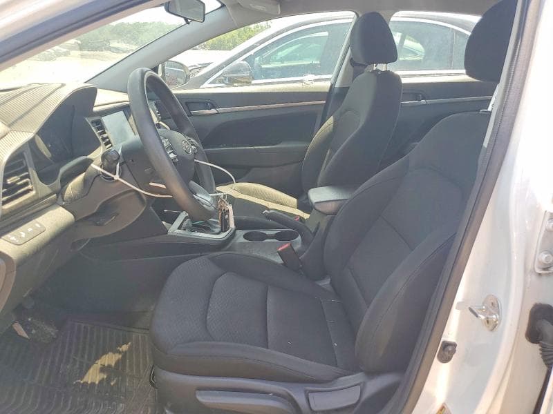 2020 HYUNDAI ELANTRA SEL 7