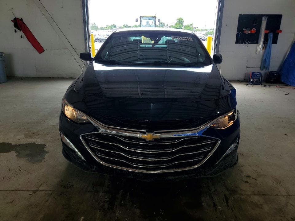 2022 CHEVROLET MALIBU LT LT 5