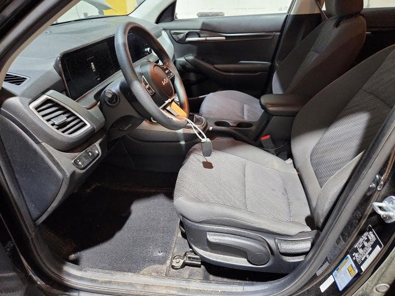 2024 KIA SELTOS LX LX 7