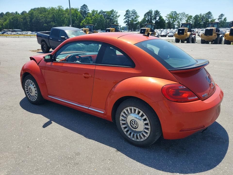 2016 VOLKSWAGEN BEETLE SE 2