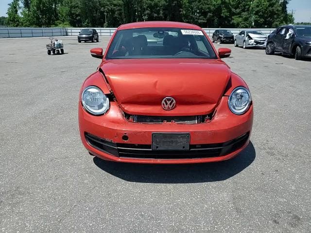 2016 VOLKSWAGEN BEETLE SE 13