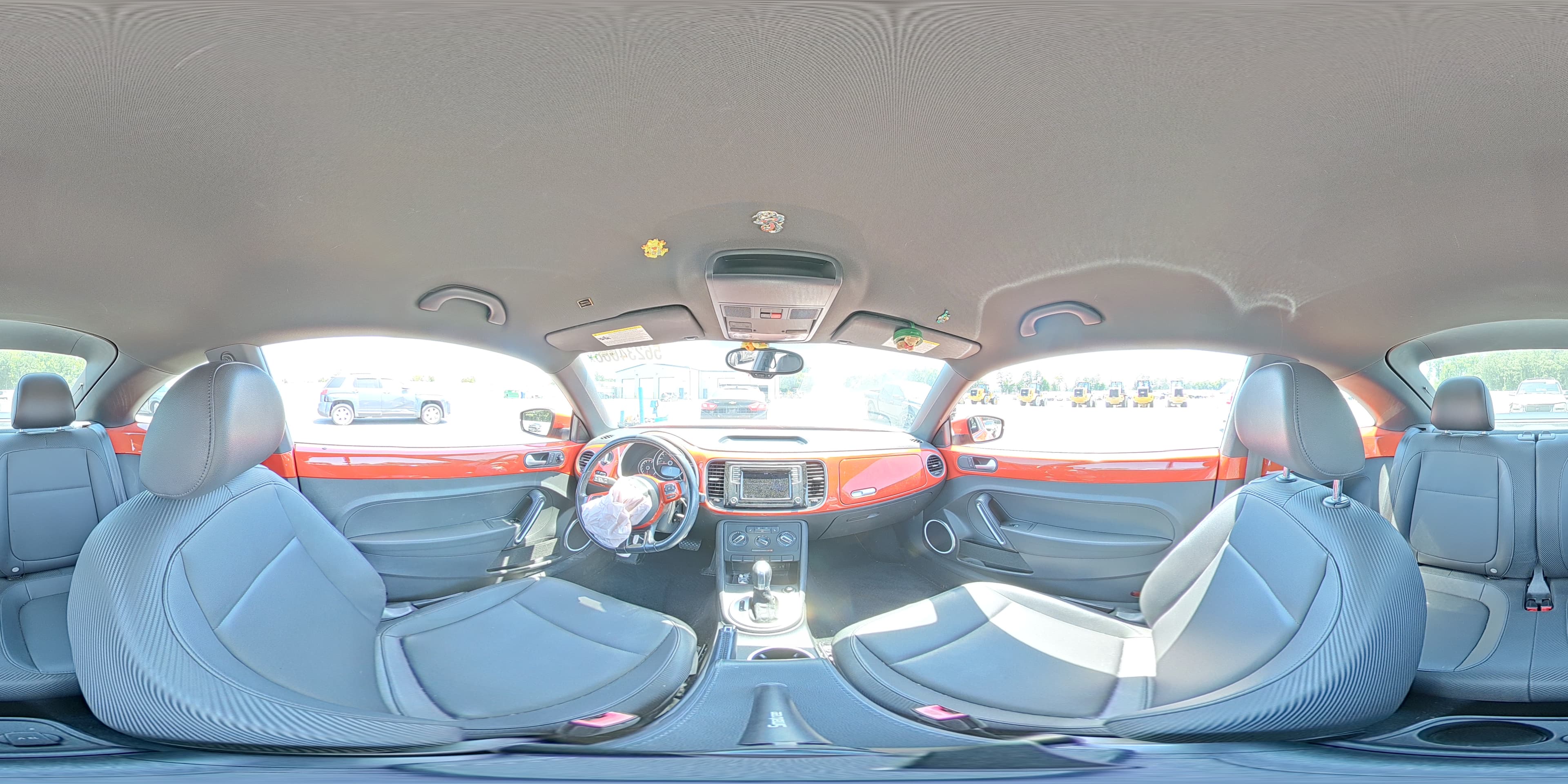 2016 VOLKSWAGEN BEETLE SE 14