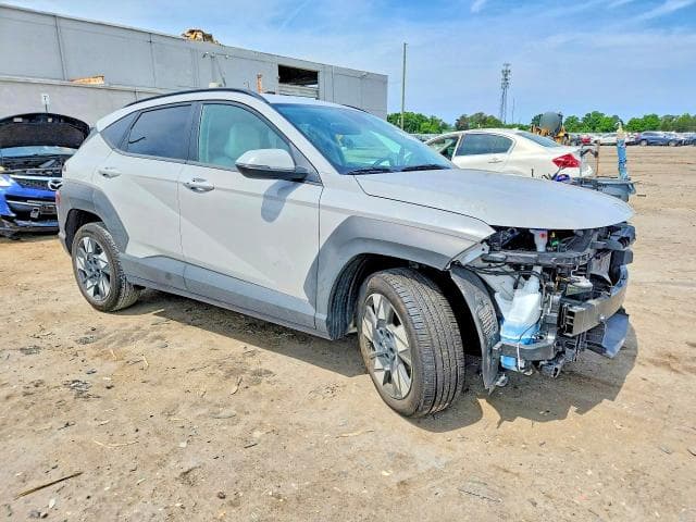 2025 HYUNDAI KONA SEL 4