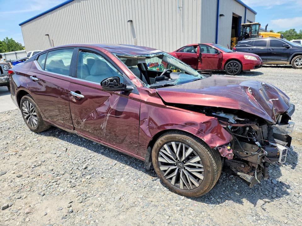 2025 NISSAN ALTIMA SV 4