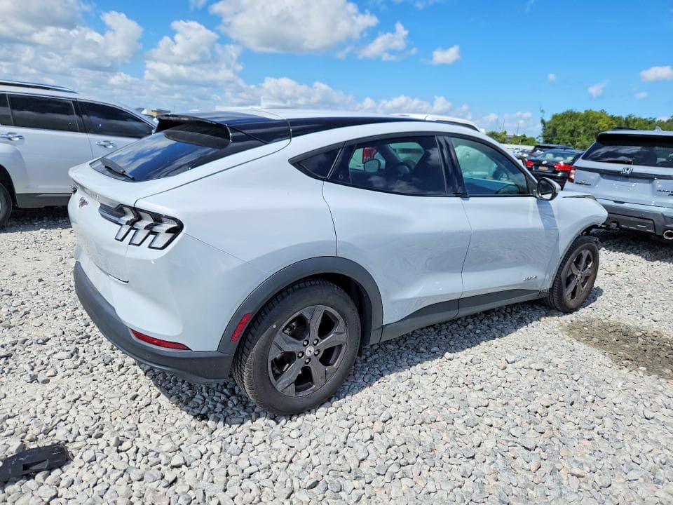 2021 FORD MUSTANG MACH-E SELECT 3