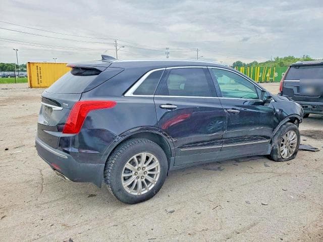 2018 CADILLAC XT5 3