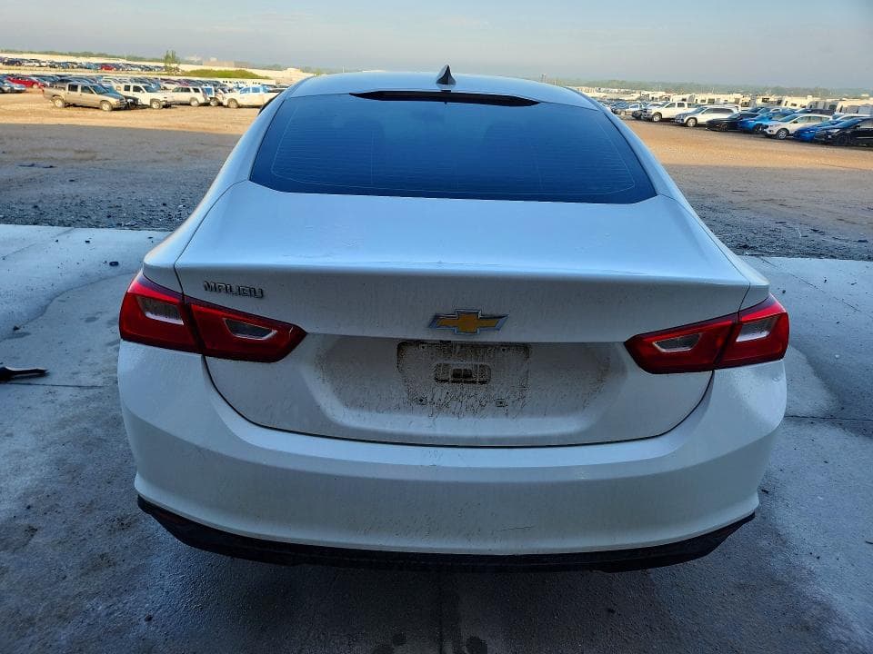 2018 CHEVROLET MALIBU LS 6