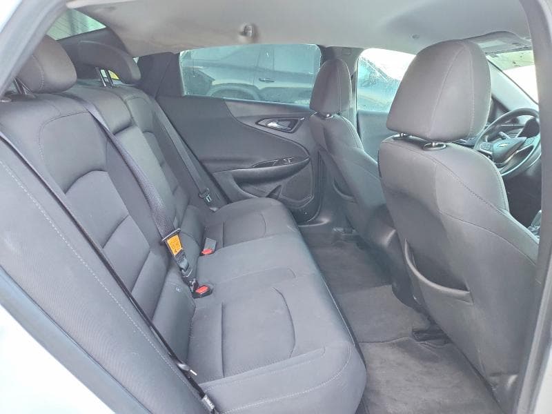 2018 CHEVROLET MALIBU LS 10