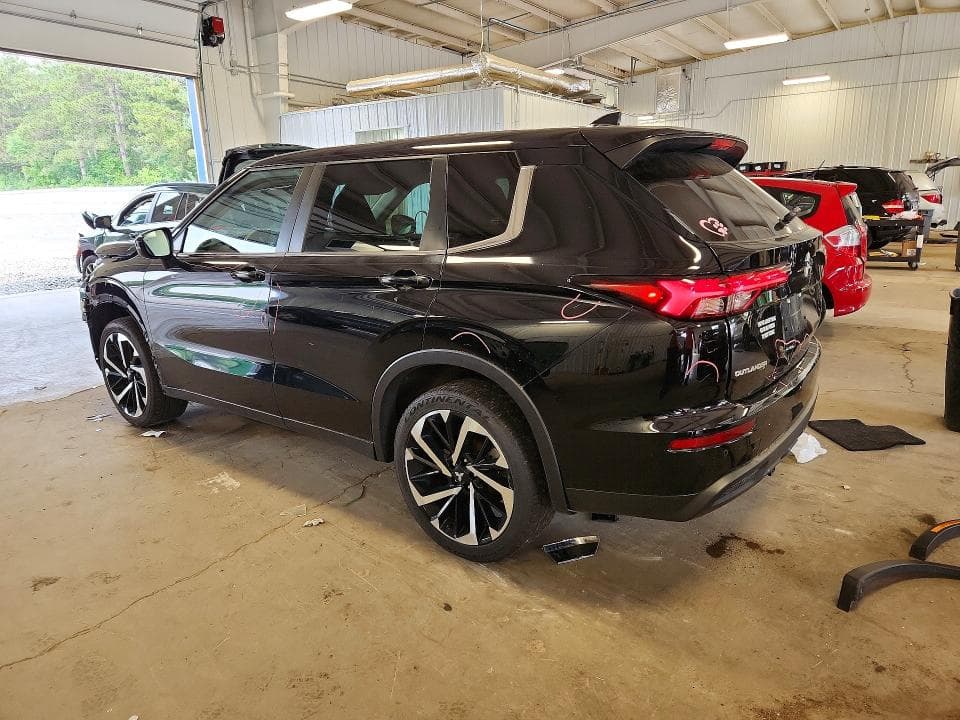 2022 MITSUBISHI OUTLANDER ES 2