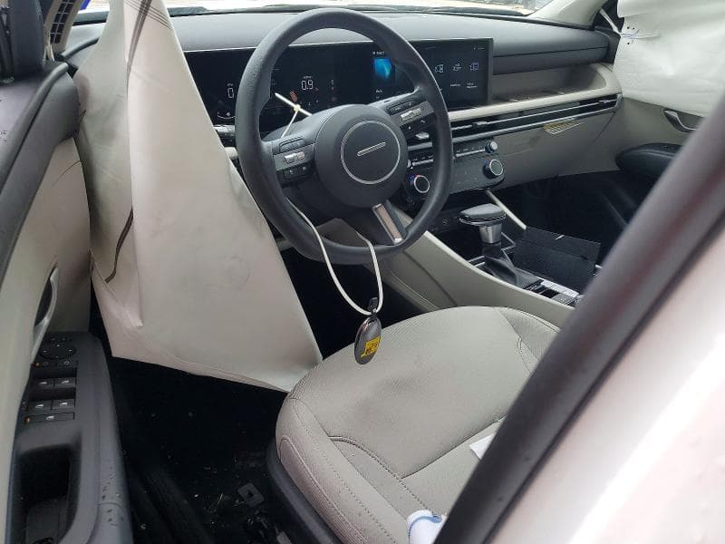 2026 HYUNDAI TUCSON SEL 8