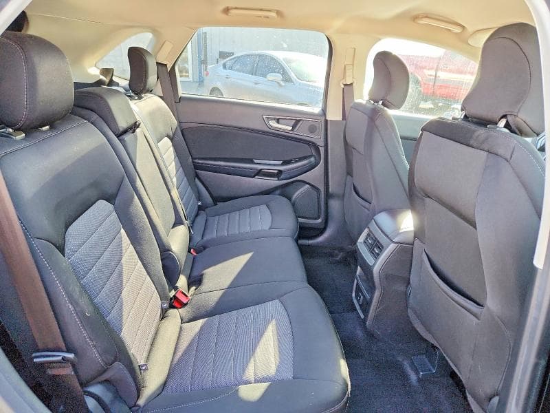 2018 FORD EDGE SE 11