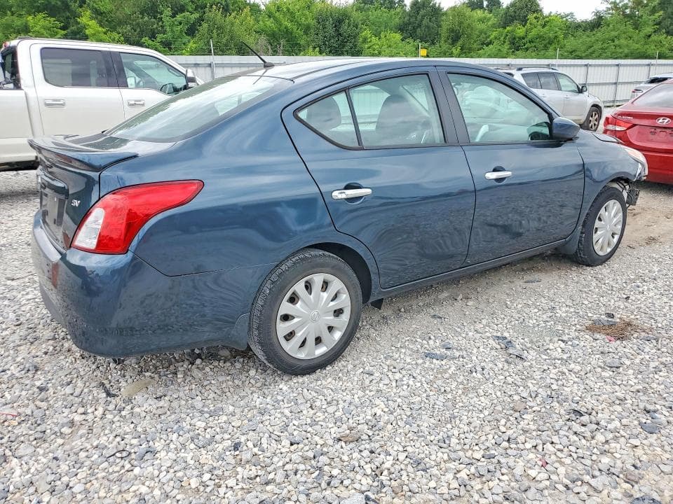 2017 NISSAN VERSA 1.6 SV 3