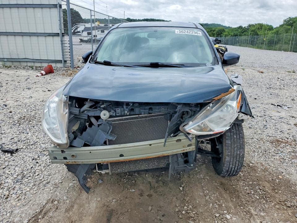 2017 NISSAN VERSA 1.6 SV 5