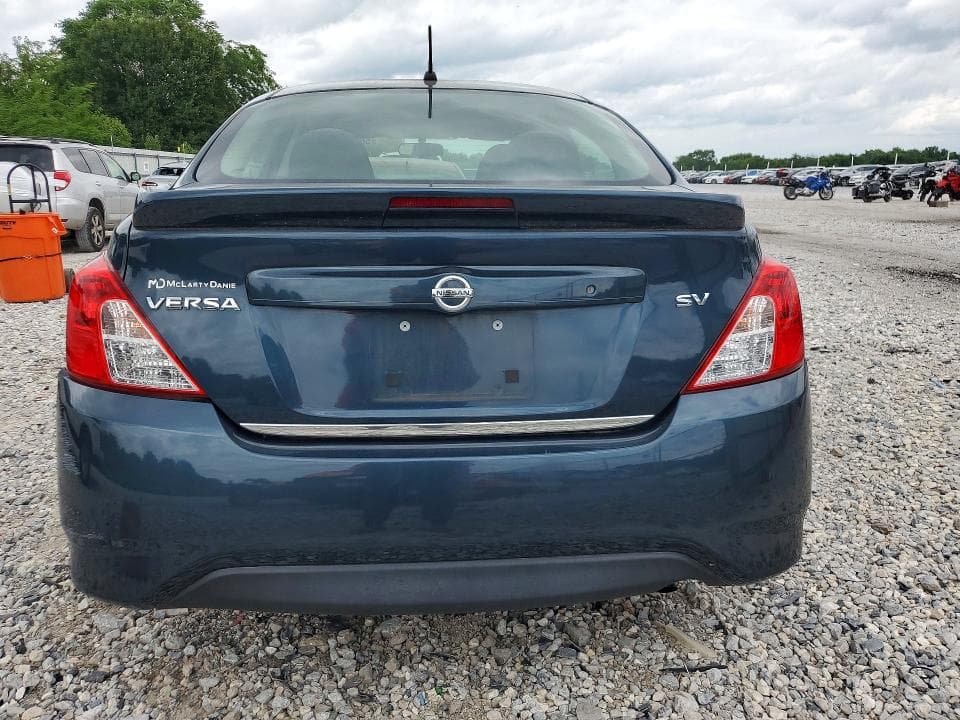 2017 NISSAN VERSA 1.6 SV 6