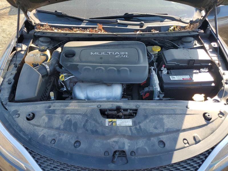 2016 CHRYSLER 200 LIMITED 11