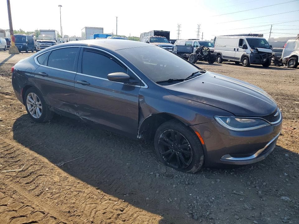 2016 CHRYSLER 200 LIMITED 4