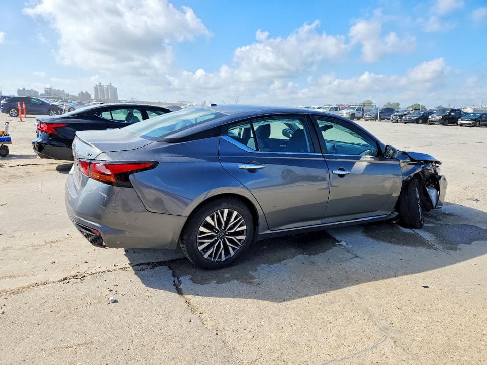 2024 NISSAN ALTIMA SV 3