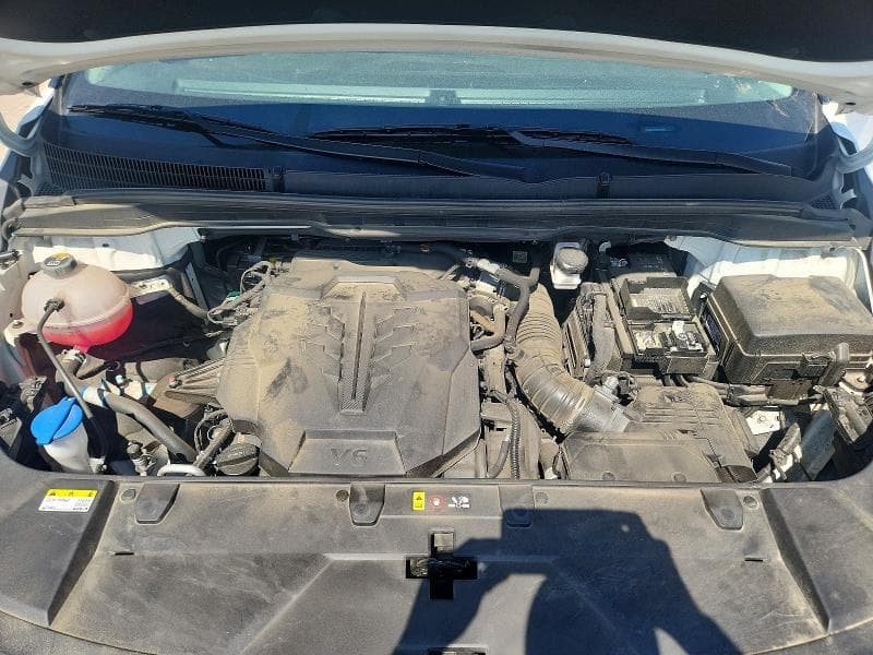 2024 KIA CARNIVAL LX 12