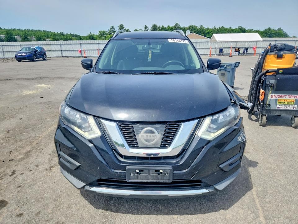 2017 NISSAN ROGUE SV 5