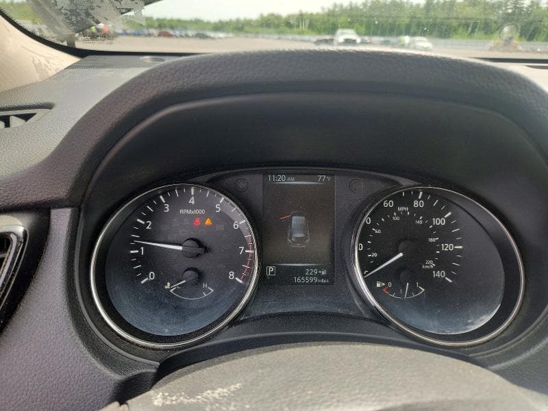 2017 NISSAN ROGUE SV 9
