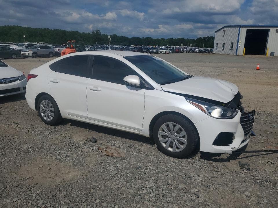 2021 HYUNDAI ACCENT SE SE 4