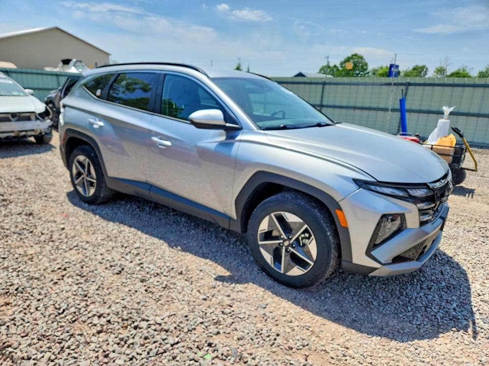 2025 HYUNDAI TUCSON SEL 4